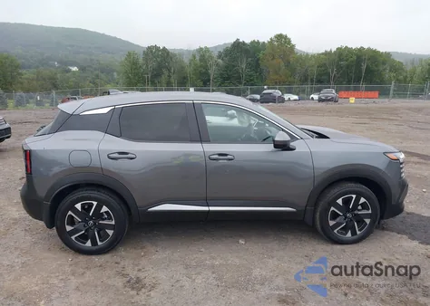 2025 Nissan Kicks Sv Intelligent Awd z USA, uszkodzony, nr VIN 3N8AP6CB4SL325521